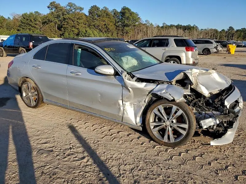 2015 MERCEDES-BENZ C 300  