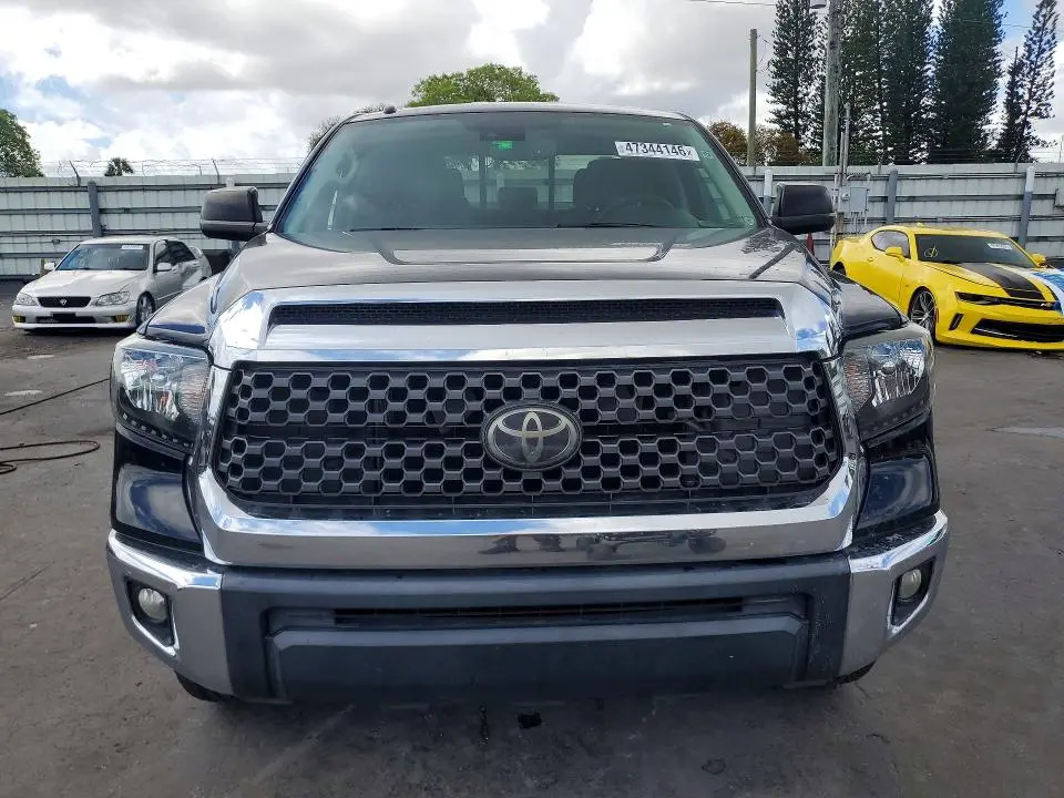 2018 TOYOTA TUNDRA SR5  