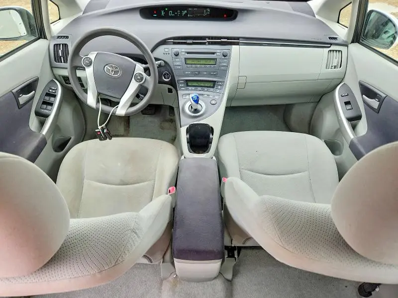 2011 TOYOTA PRIUS TWO  