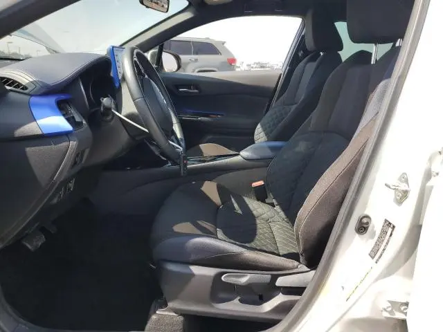 2020 TOYOTA C-HR XLE  