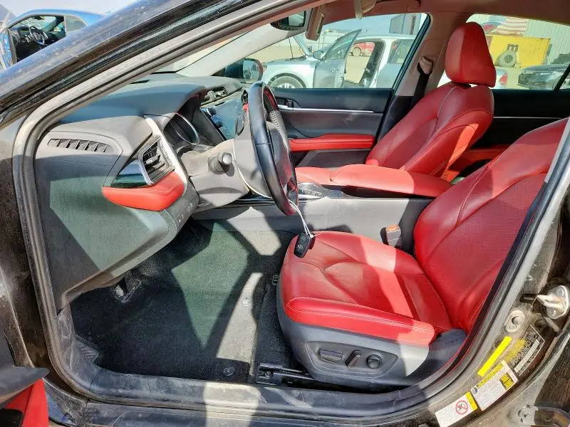 2019 TOYOTA CAMRY XSE  