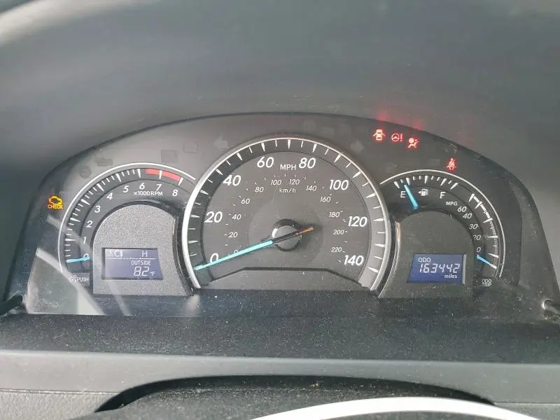 2012 TOYOTA CAMRY BASE  