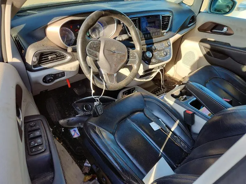 2017 CHRYSLER PACIFICA TOURING L PLUS  