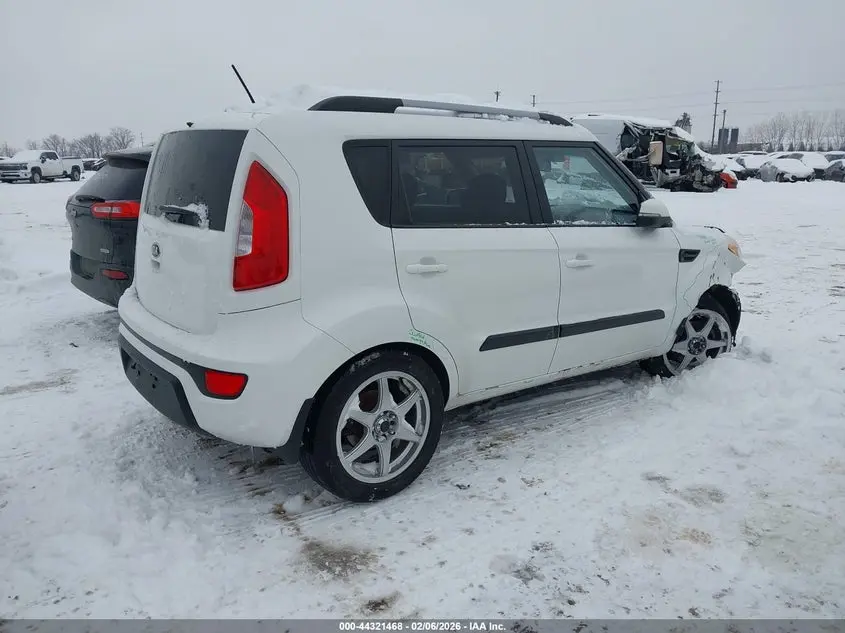 2013 KIA SOUL !/+
