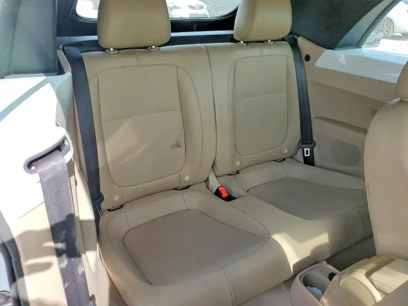 2015 VOLKSWAGEN BEETLE 1.8T  