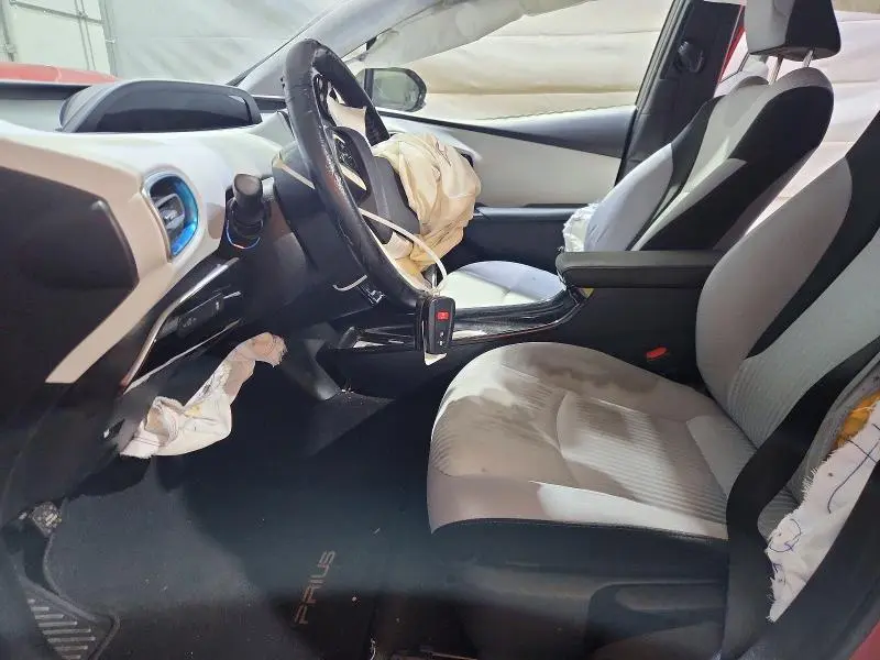 2016 TOYOTA PRIUS THREE  