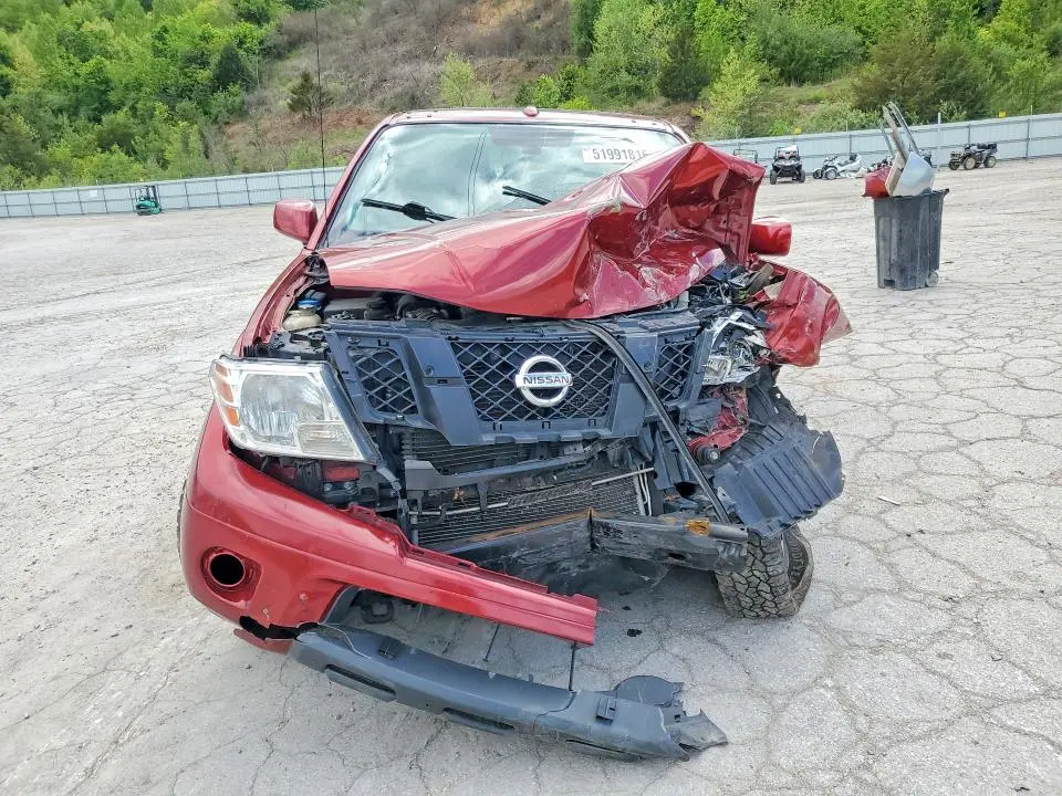 2017 NISSAN FRONTIER PRO-4X  