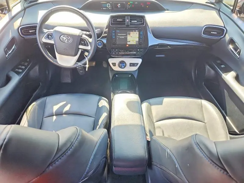 2017 TOYOTA PRIUS FOUR TOURING  