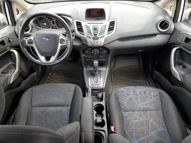 2013 FORD FIESTA SE  