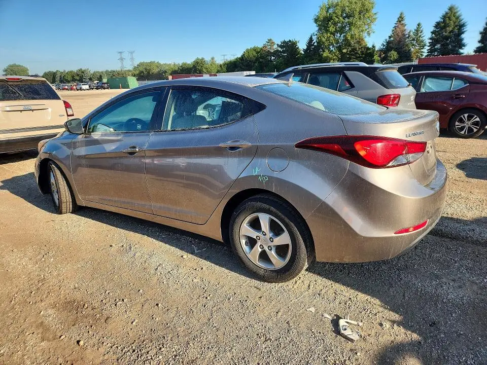 2015 HYUNDAI ELANTRA SE  