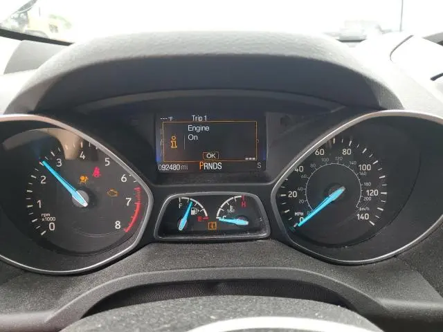 2017 FORD ESCAPE SE  