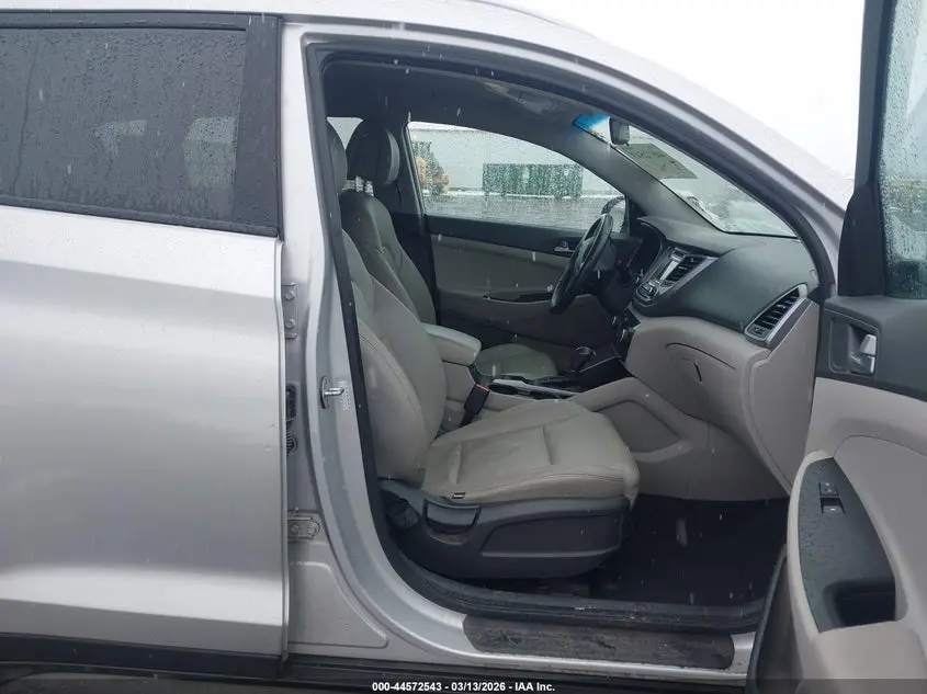 2016 HYUNDAI TUCSON SPORT