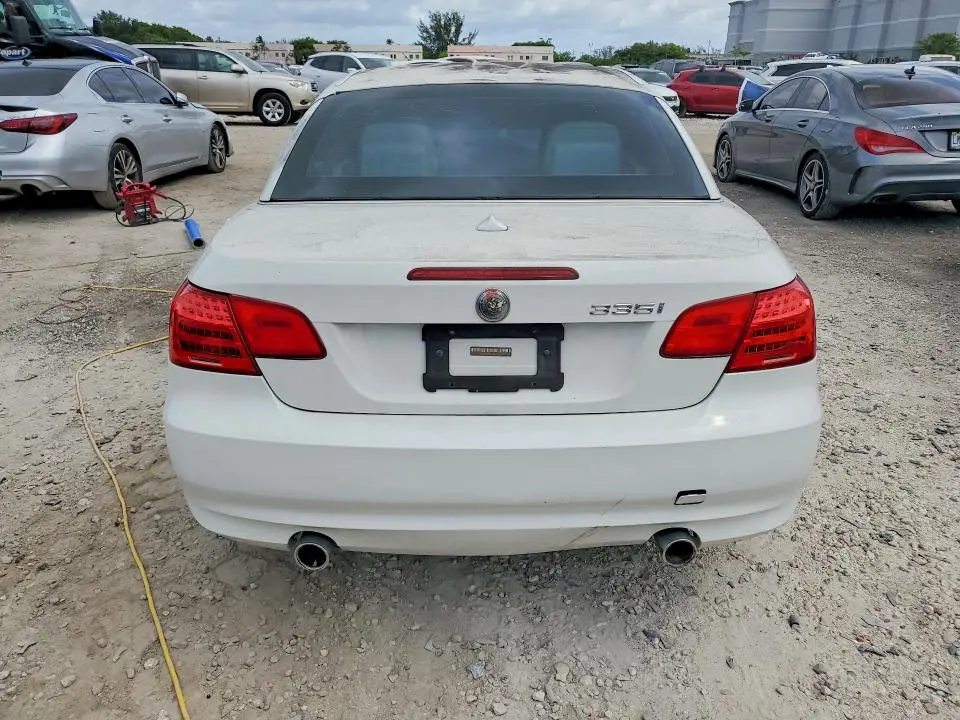 2011 BMW 335 I  