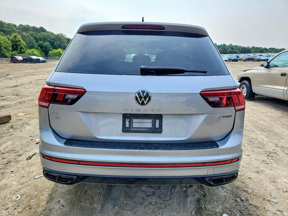 2023 VOLKSWAGEN TIGUAN SE R-LINE BLACK  