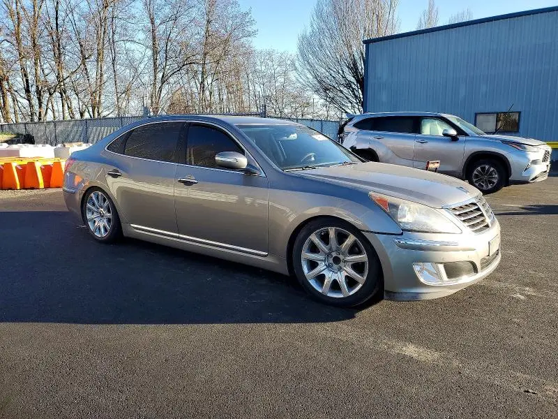 2011 HYUNDAI EQUUS SIGNATURE  