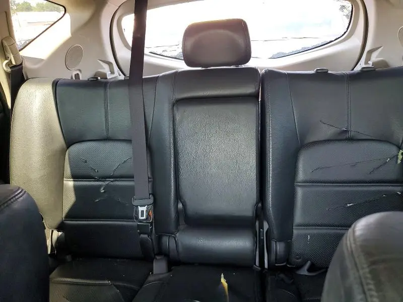 2013 NISSAN MURANO S  
