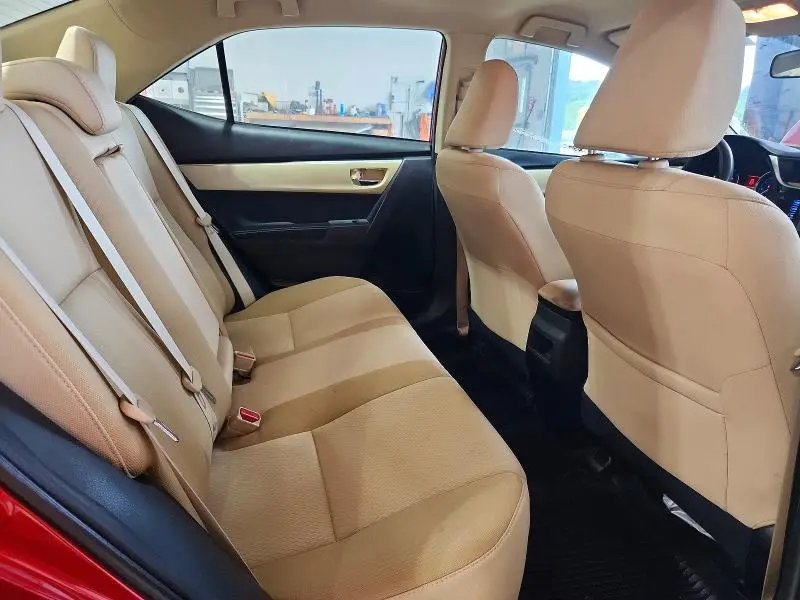 2018 TOYOTA COROLLA LE  