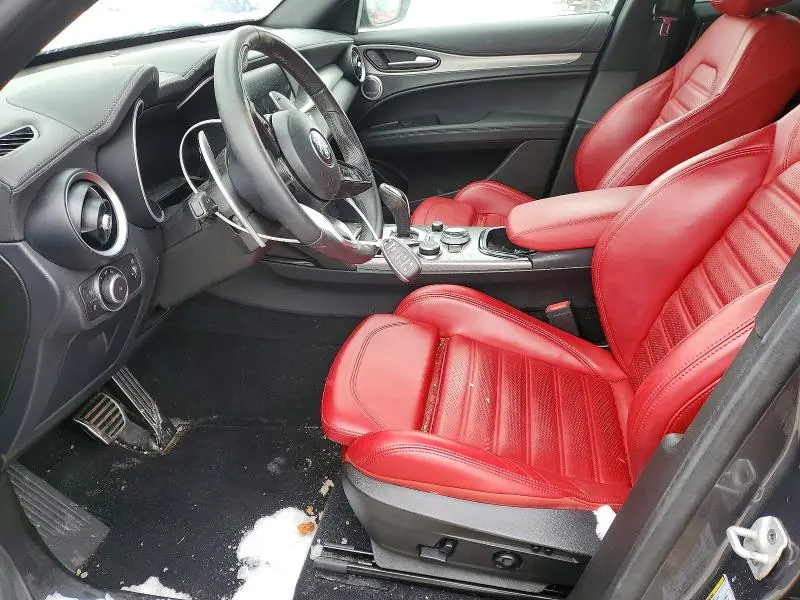 2024 ALFA ROMEO STELVIO TI  