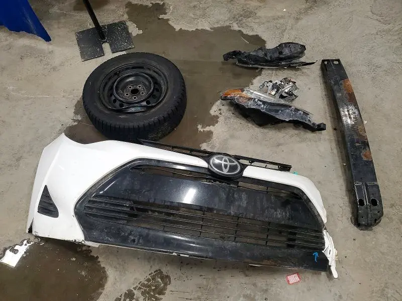 2019 TOYOTA COROLLA L  