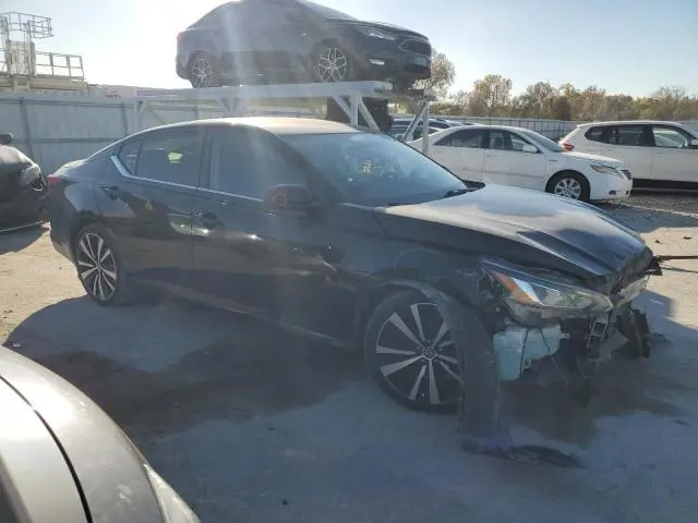 2019 NISSAN ALTIMA SR  