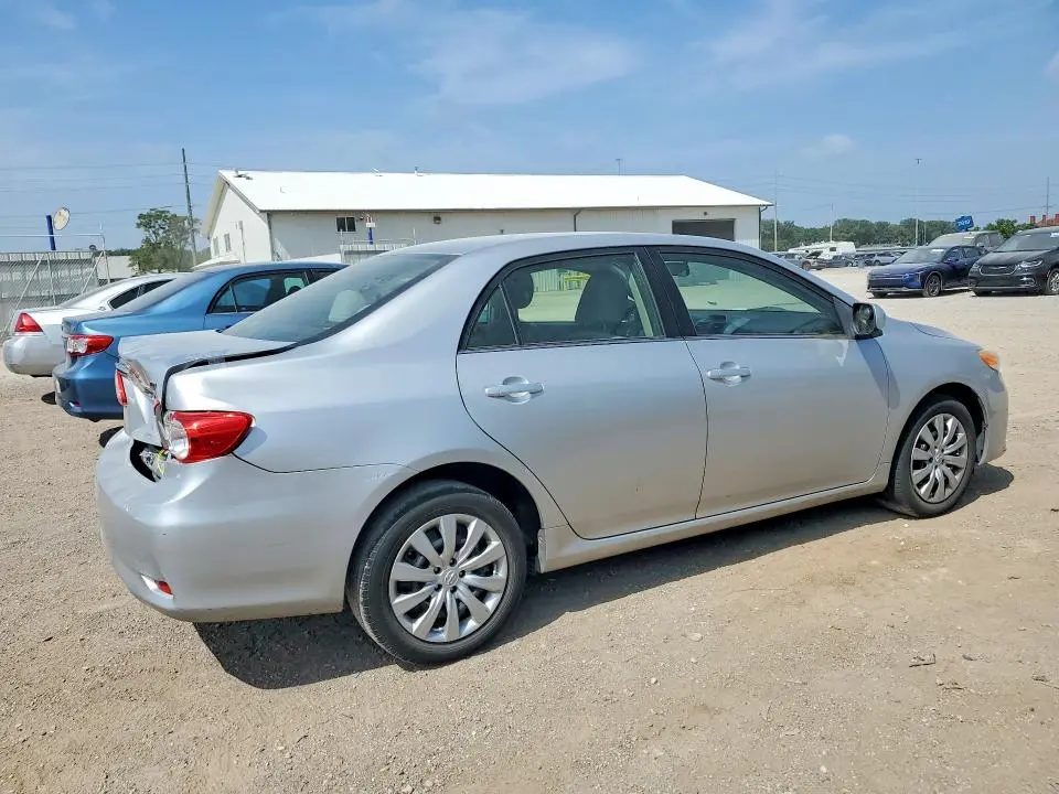 2013 TOYOTA COROLLA LE  