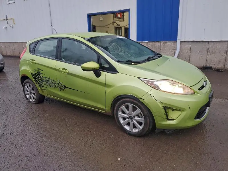 2011 FORD FIESTA SE  