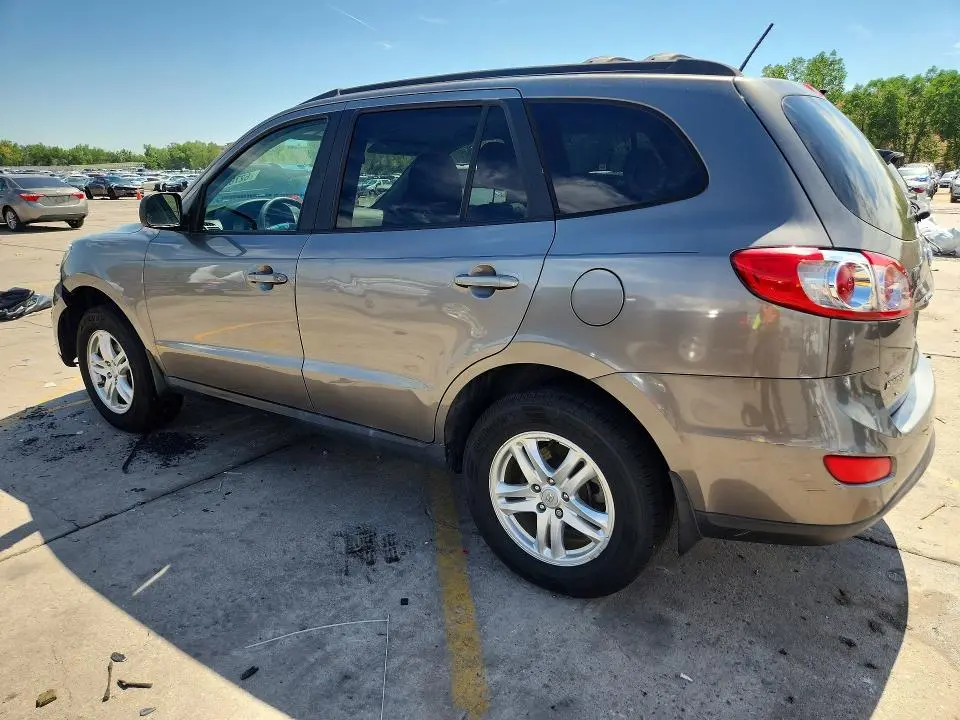 2011 HYUNDAI SANTA FE GLS  