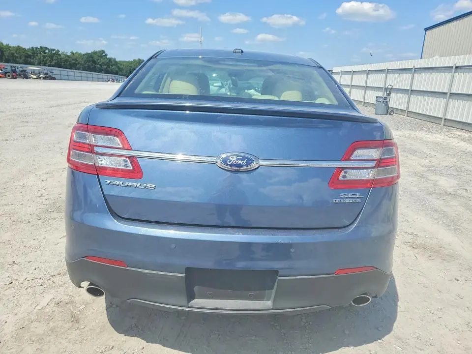 2018 FORD TAURUS SEL  