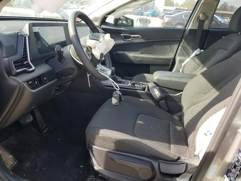 2025 KIA SPORTAGE LX  