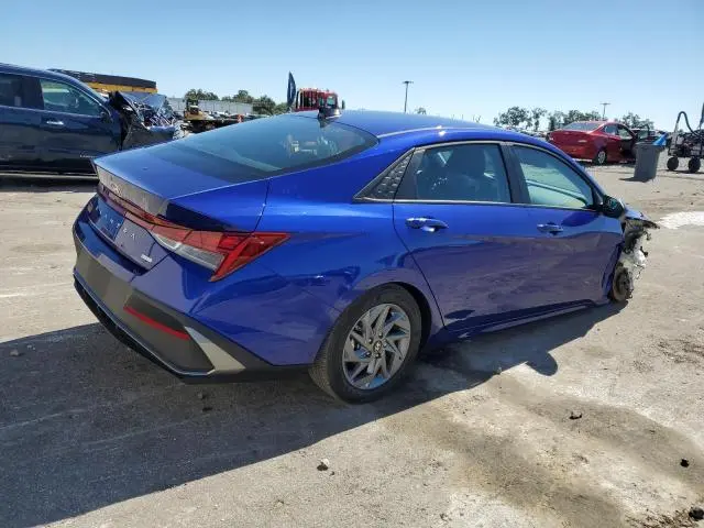 2025 HYUNDAI ELANTRA BLUE  