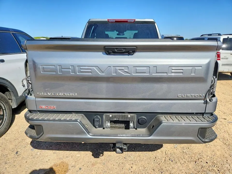 2024 CHEVROLET SILVERADO C1500 CUSTOM  