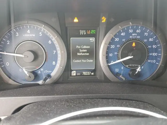2019 TOYOTA SIENNA XLE  