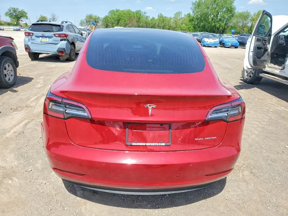 2018 TESLA MODEL 3   