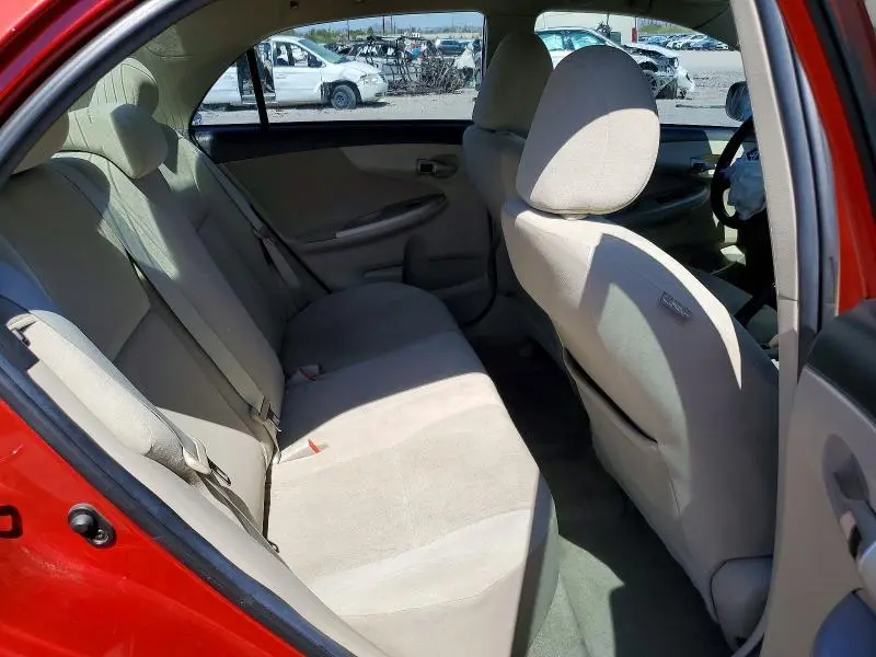 2013 TOYOTA COROLLA LE  