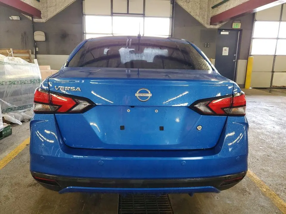 2024 NISSAN VERSA S  