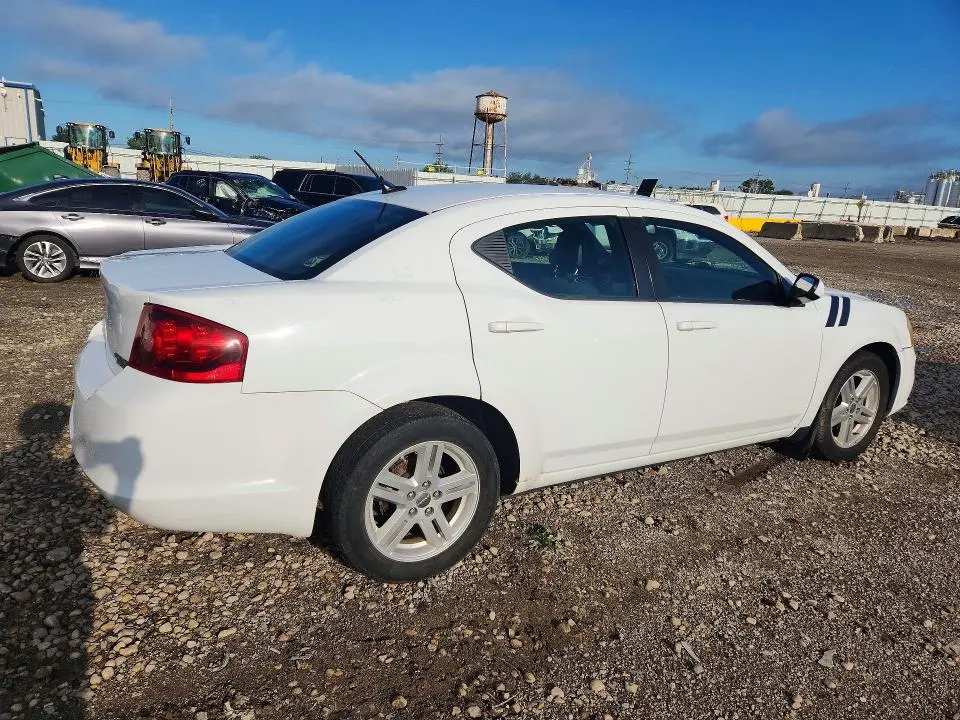 2012 DODGE AVENGER SXT  
