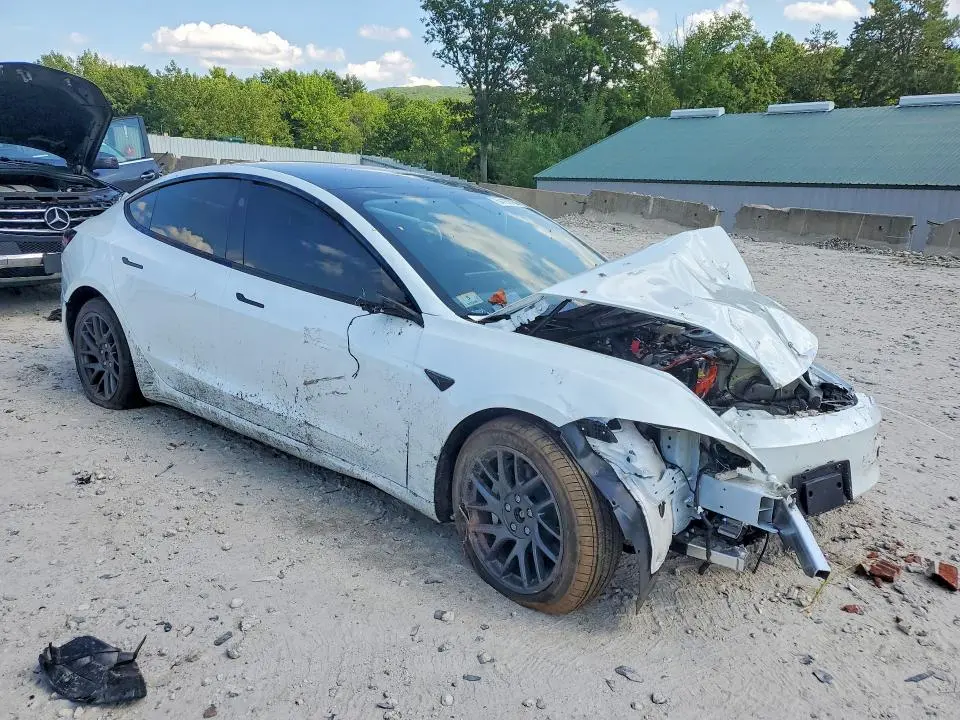 2026 TESLA MODEL 3   