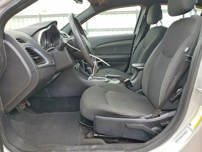 2012 DODGE AVENGER SE  