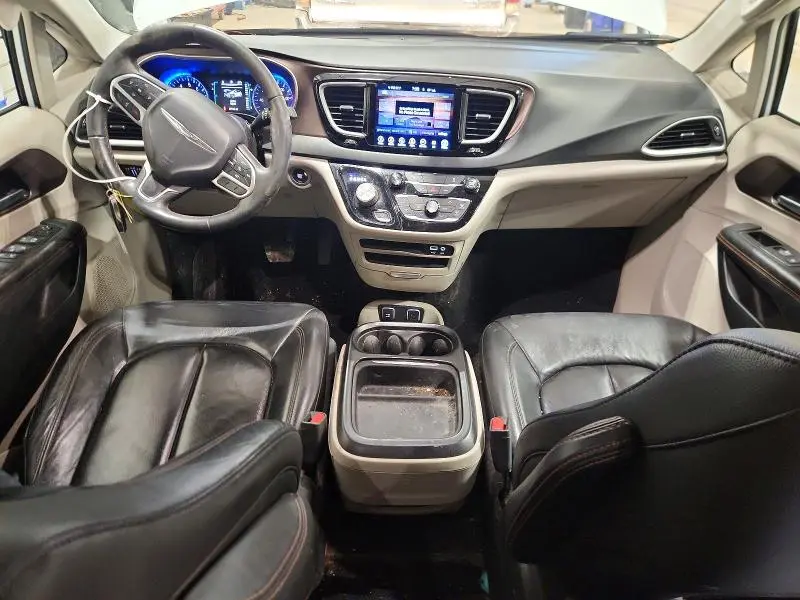 2017 CHRYSLER PACIFICA TOURING L  