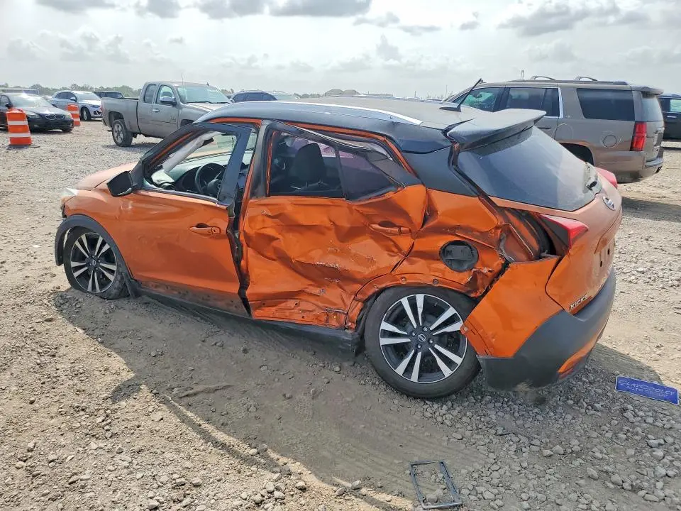 2019 NISSAN KICKS SR  