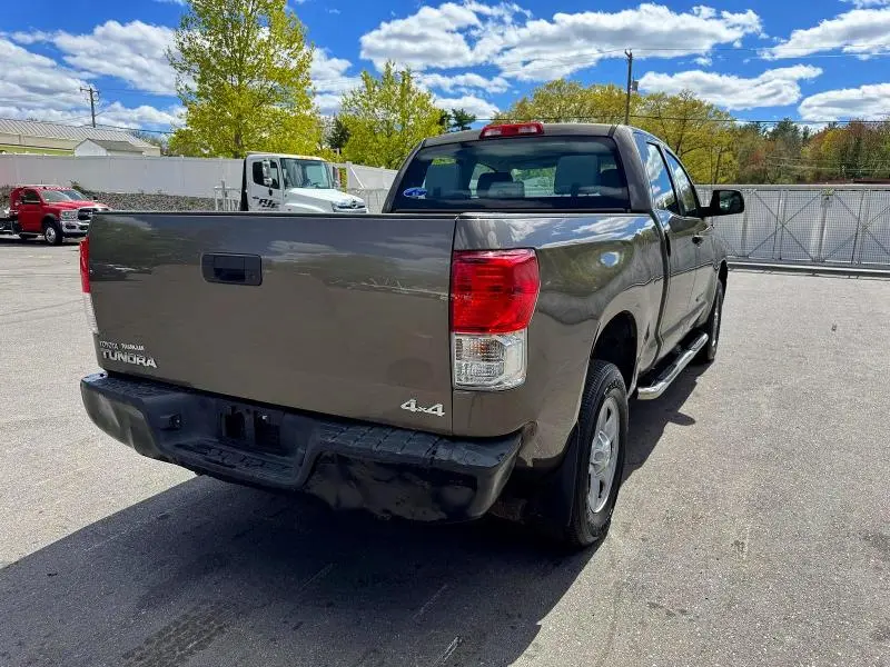 2013 TOYOTA TUNDRA DOUBLE CAB SR5  