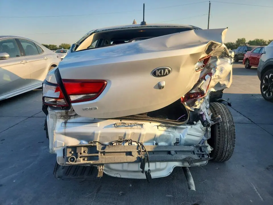 2019 KIA RIO S  