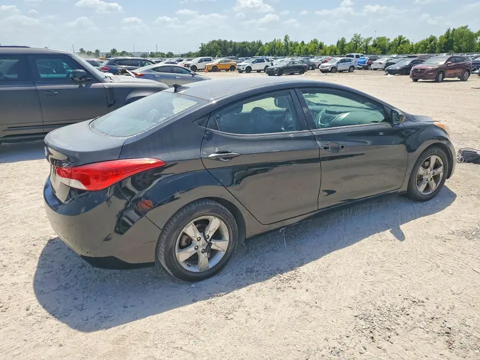 2011 HYUNDAI ELANTRA GLS  
