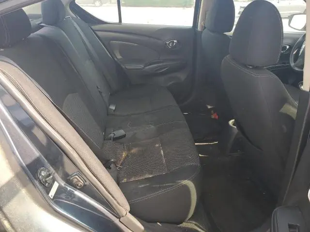 2015 NISSAN VERSA S  