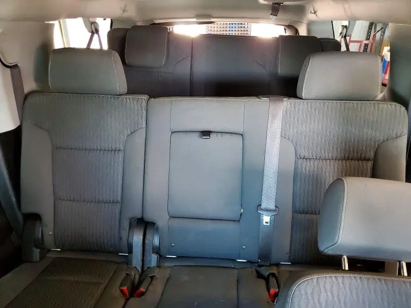 2015 CHEVROLET SUBURBAN C1500 LS  