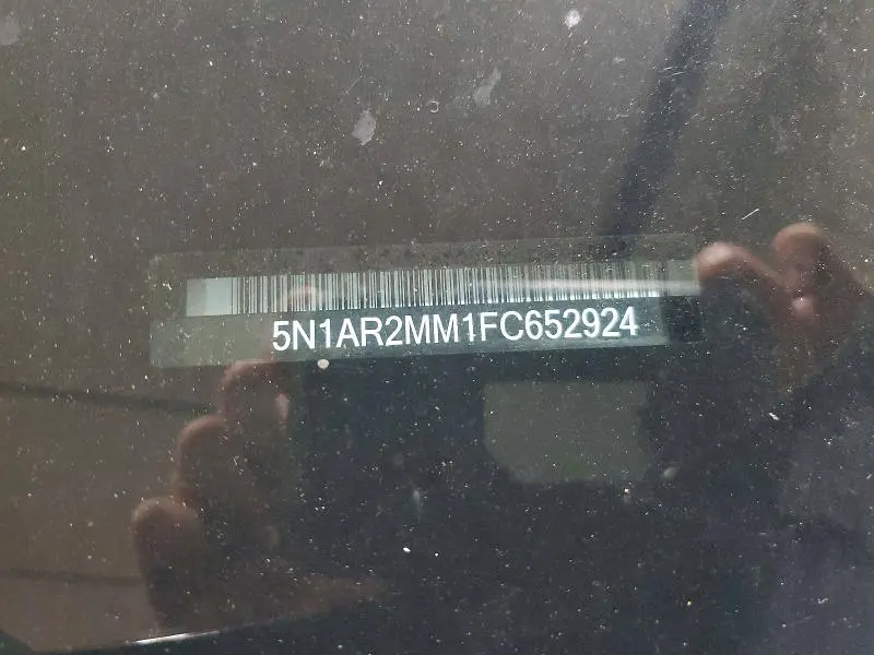 2015 NISSAN PATHFINDER SV  
