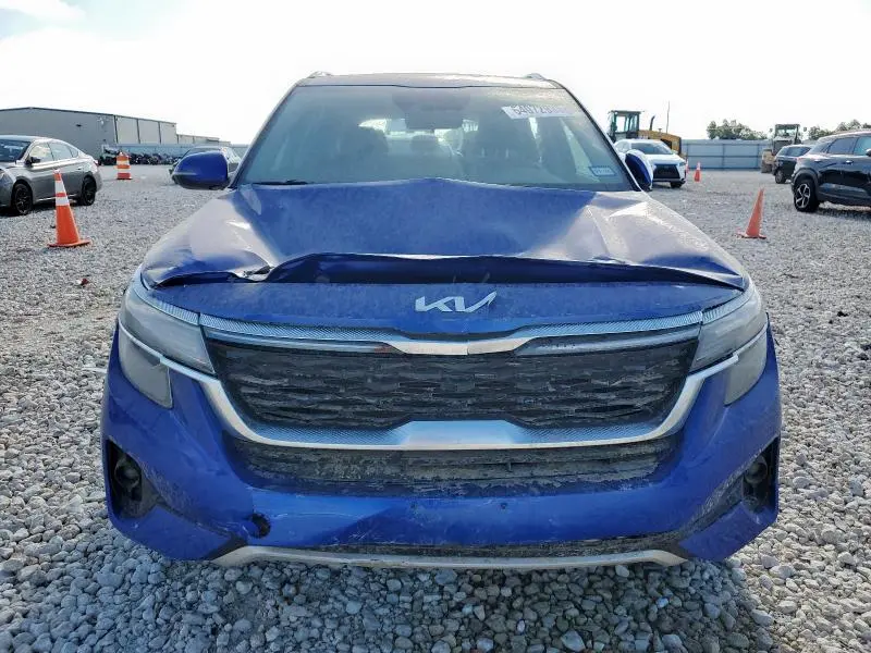 2023 KIA SELTOS S  