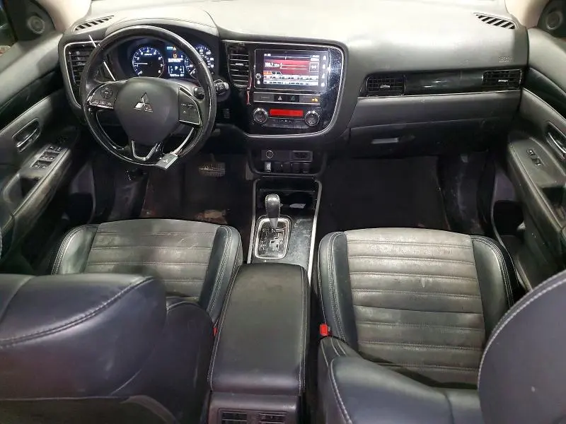 2019 MITSUBISHI OUTLANDER SE  