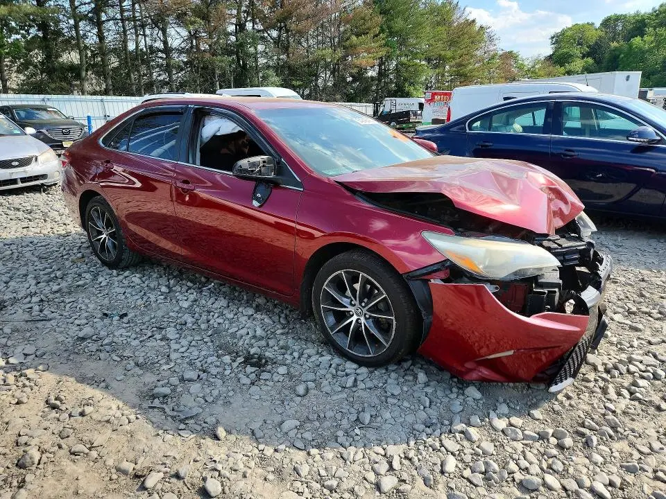 2015 TOYOTA CAMRY XSE  