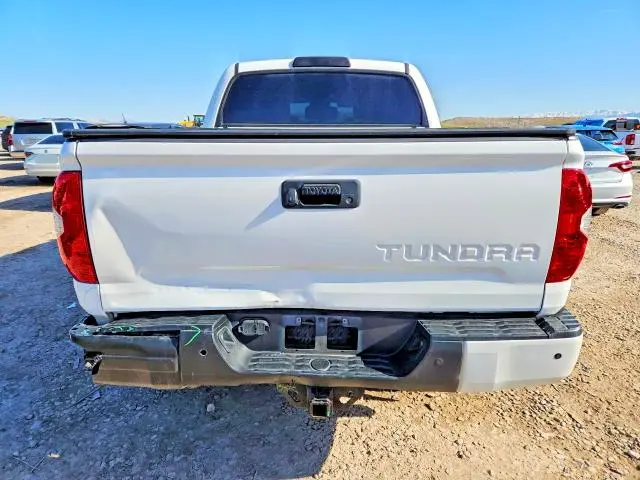 2017 TOYOTA TUNDRA CREWMAX LIMITED  
